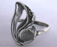 Кольцо перстень серебро 925 проба 4,02 гр 19 разм