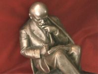 Статуэтка СССР Ленин с книгой алюминий Завалов