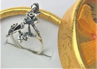Кольцо перстень серебро 925 проба 3,91 грамма 18 размер без пробы